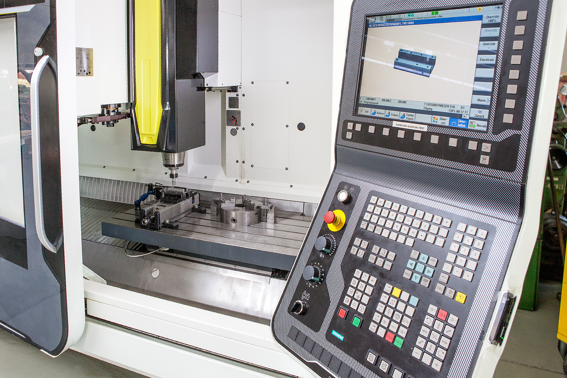 CNC-Fräsen 3 Achsen DMC 1035